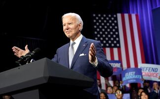 Joe Biden promete garantizar el derecho a aborto si demócratas ganan las elecciones