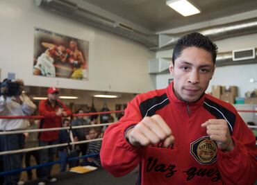 Fallece Israel Vázquez, peleador mexicano tres veces campeón del mundo