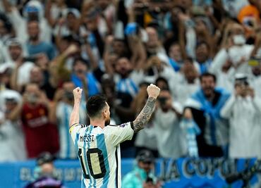 La Argentina de Messi derrota a Países Bajos en penales y pasa a semifinal de Qatar 2022