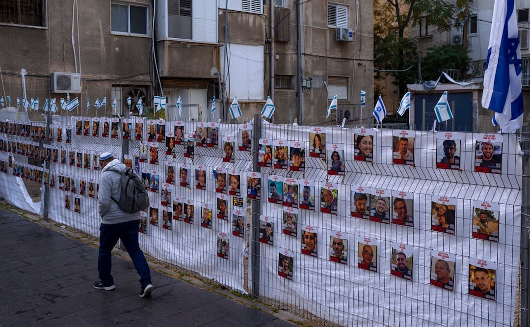 Israel espera por los rehenes tomados por Hamás el pasado 7 de octubre. Foto: AP