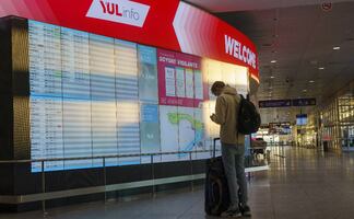 Por ómicron, Estados Unidos endurecerá requisitos para viajeros extranjeros