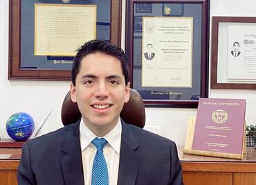 Universidad de Harvard reconoce a mexicano con el premio Derek Bok 2020