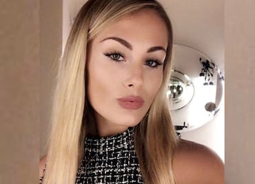 La novia de Luis Miguel deslumbra con minivestido negro en Instagram