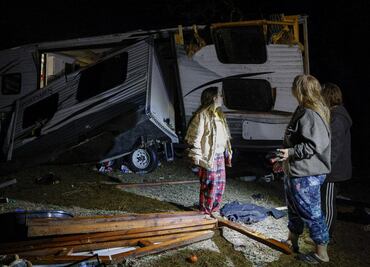 Amenaza de fuertes tormentas en Texas; miles sin electricidad