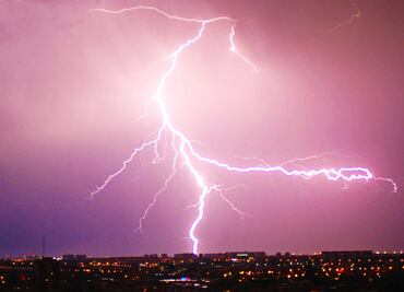 Videos. Atardecer, arcoíris y rayos: tormenta sorprende en Maryland