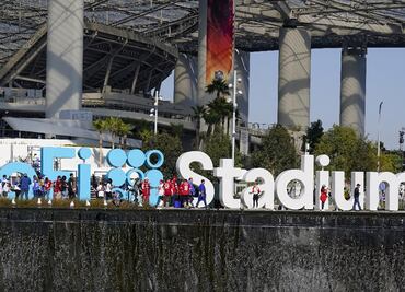 Aficionado de los 49ers queda en coma tras golpiza afuera de estadio