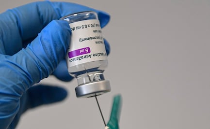 EMA señala 'vínculo' de AstraZeneca con casos raros de coágulos