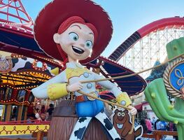 ¿Sin filas? El día del Super Bowl es “perfecto” para visitar Disneyland y Disney World por esta razón