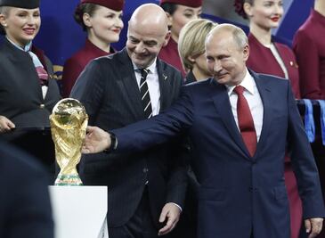 La FIFA y la UEFA suspenden a selecciones y clubes de Rusia