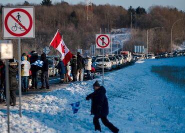 Aumentan protestas de antivacunas en Canadá; prevén marchas en Quebec y Ottawa