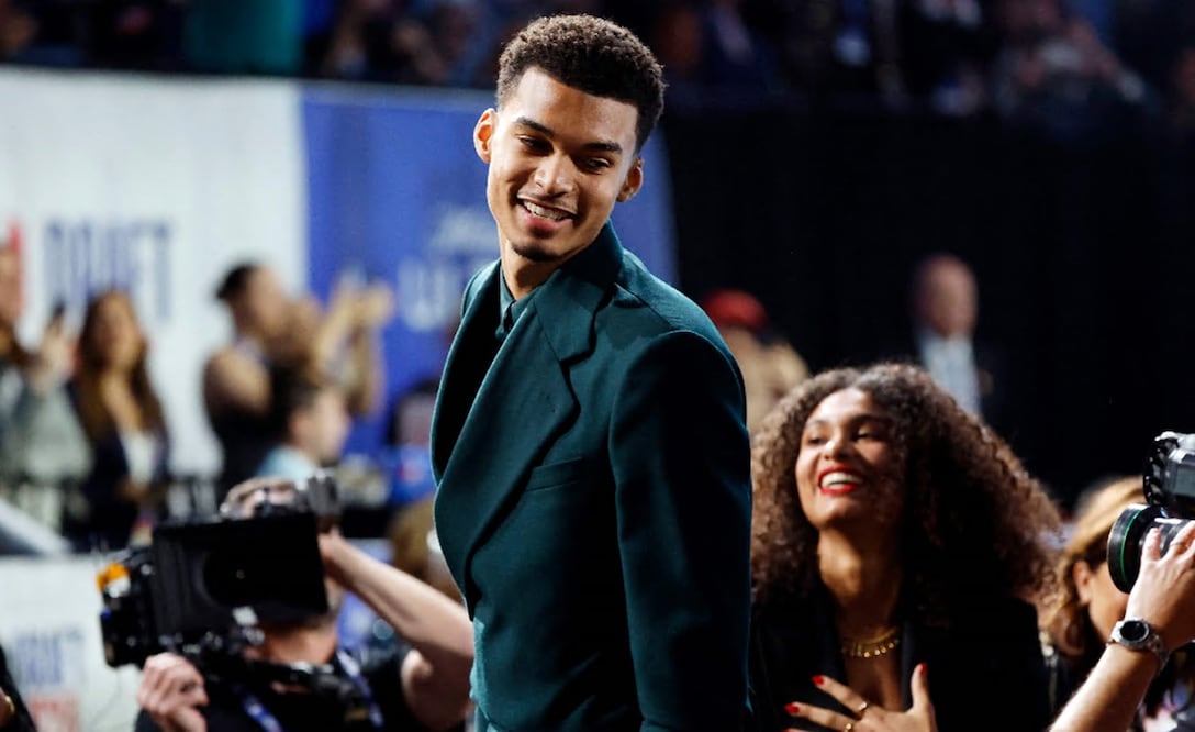 El francés Victor Wembanyama fue escogido este jueves con el número uno del Draft de la NBA por los San Antonio Spurs. Foto AFP