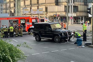 Terror en Stuttgart: coche atropella a una multitud y deja varios heridos
