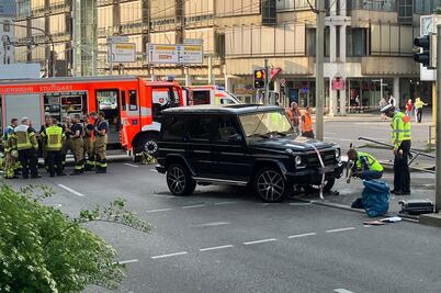 Terror en Stuttgart: coche atropella a una multitud y deja varios heridos
