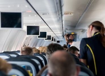 Aeroméxico lanza becas para ser piloto o sobrecargo; aquí los requisitos