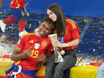 Novia de Lamine Yamal, Alex Padilla, le es infiel en transmisión en vivo; “me vas a buscar la ruina”, dice