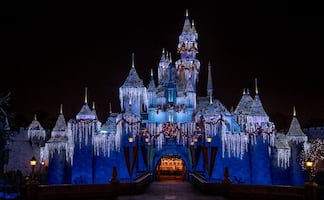 Navidad 2023 en Disneyland Resort: fechas, decoración y espectáculos especiales