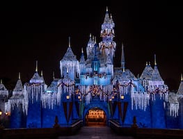 Navidad 2023 en Disneyland Resort: fechas, decoración y espectáculos especiales