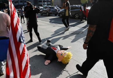 Muere manifestante baleado en protesta anti-Trump en Utah