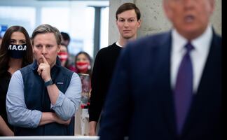 Melania y Jared piden a Trump que acepte derrota, según medios de EU