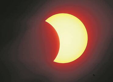 ¿Cuándo y desde dónde se verá el eclipse solar parcial de abril?