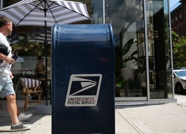 Trump pide votar por correo en Florida pese a críticas contra este medio