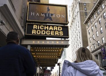 Cancelan 10 musicales de Broadway por repunte de covid-19 en Nueva York