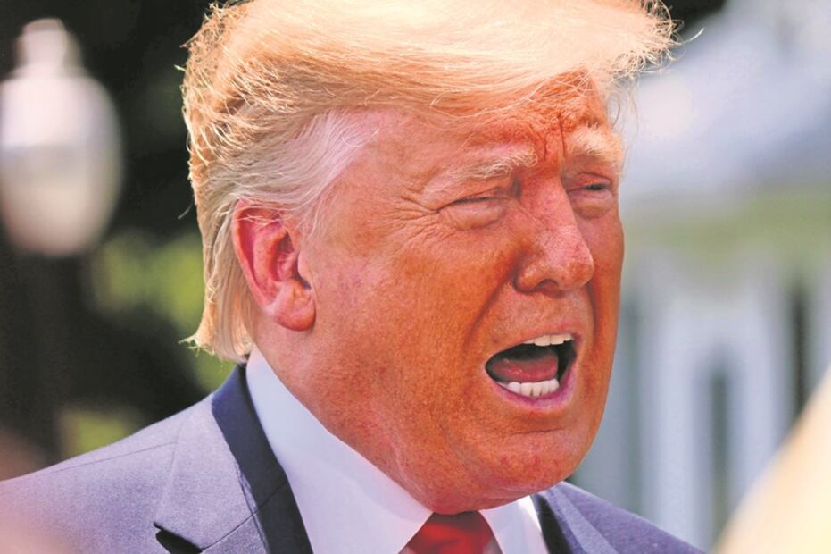 Cuatro años, cuatro fotos, así ha cambiado la presidencia a Trump  