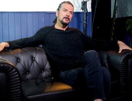 Ricardo Arjona se despide de los escenarios por problemas de salud:  ‘’Les digo adiós y gracias, con todo el corazón’’