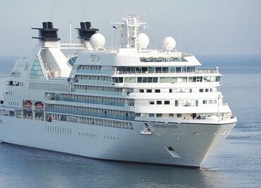 La visa que necesita la tripulación de aviones y cruceros para pasar por EU