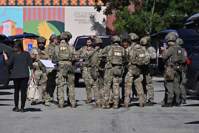 Caos en California: FBI abate a sospechoso tras tomar rehenes en un banco