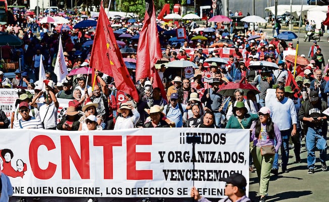 “¡Si no hay solución, no habrá Mundial!”: Maestros de la CNTE amenazan con boicotear la Copa 2026 en México