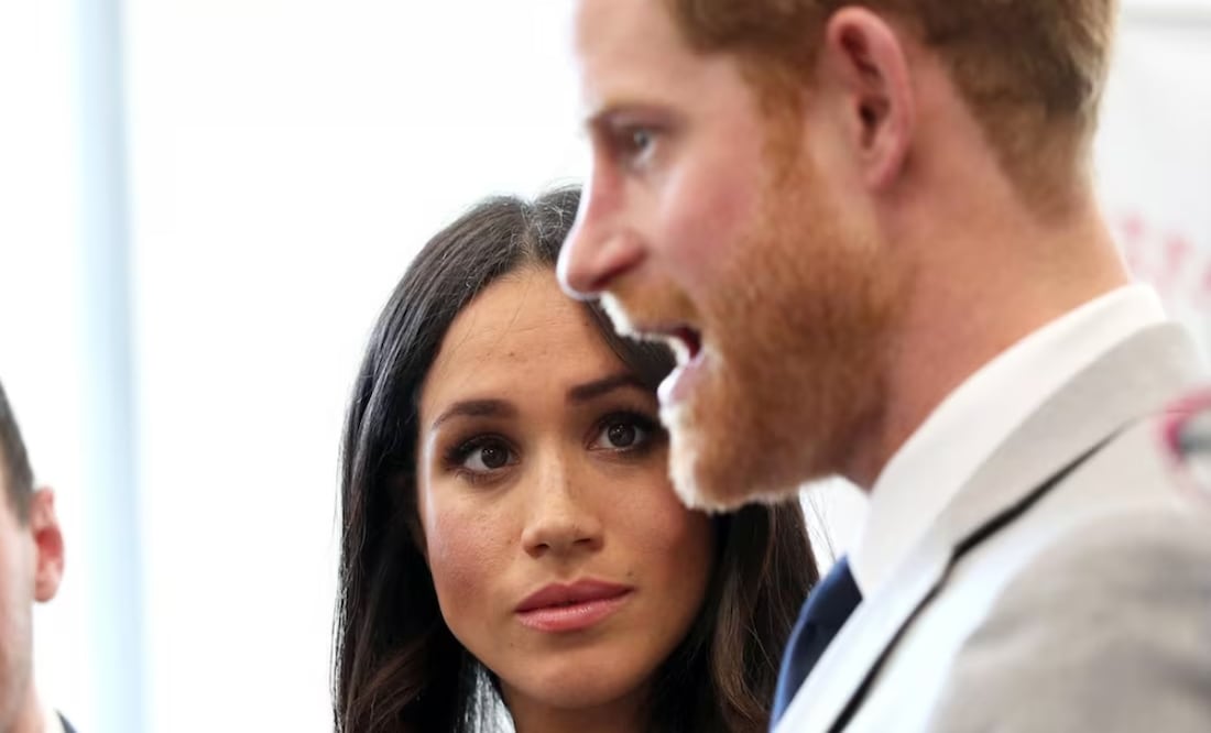 Llaman al príncipe Harry “ingenuo” por seguir las ideas de Meghan Markle que son “una completa basura”. Foto: EFE