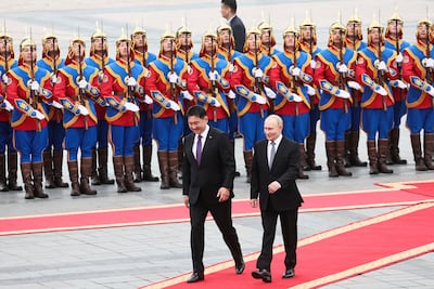 Mongolia ignora orden internacional de arresto contra Putin y lo recibe con alfombra roja. FOTOS