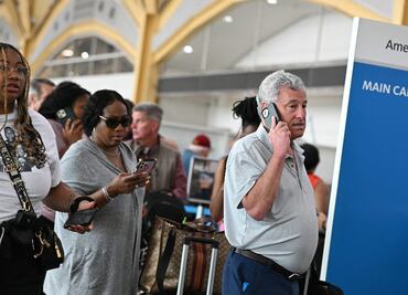 American Airlines reanuda operaciones tras"problema técnico" antes de Nochebuena