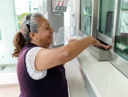 Pensión. ¿Adultos mayores recibirán pago extra de $3,000 pesos como bono de ‘agradecimiento’ tras salida de AMLO?