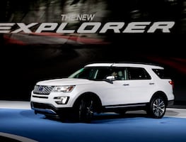 Ford retira casi 2 millones de camionetas Explorer por riesgo de piezas sueltas en esto modelos
