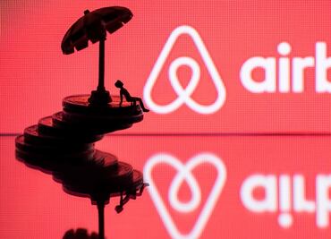 Airbnb pagará gastos funerarios de víctimas de tiroteo durante fiesta