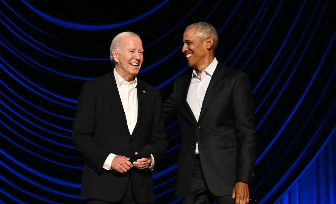 Obama cree que Biden debe reconsiderar el futuro de su candidatura, según el Post. (Photo by Mandel NGAN / AFP)