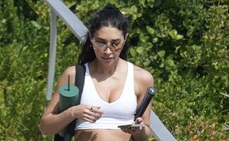 Ex novia de Justin Bieber cautiva con pequeña minifalda de tenis en Los Ángeles 