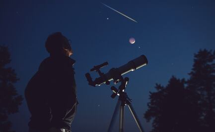 Lluvias de meteoritos, dos eclipses, la Luna del Cazador y los eventos imperdibles de octubre