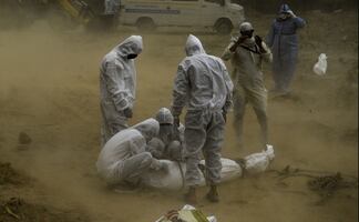 Covid-19. Pese a confinamientos, el mundo suma más de un millón de muertes