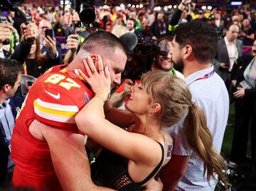 Taylor Swift se luce y le da a Travis Kelce 42 mil dólares en regalos por inicio de la temporada con la NFL