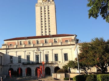 ¿Cuánto cuesta estudiar en la Universidad de Texas en Austin?