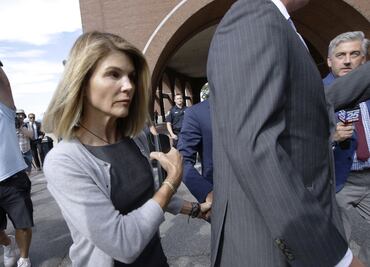 Escándalo de Universidades. Actriz de “Full House” se reporta en prisión federal