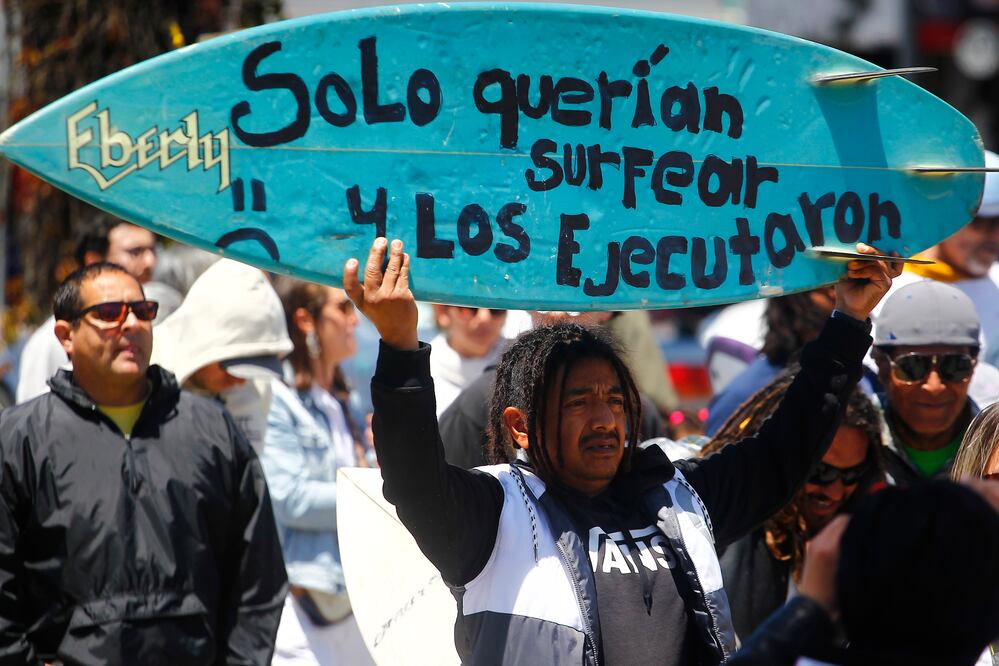 Identifican los cuerpos de los tres surfistas extranjeros desaparecidos en Ensenada, Baja California. EFE/Alejandro Zepeda
