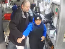 Presuntos agentes del ICE vestidos de civiles detienen a trabajadores mexicanos en taquería de Memphis. VIDEO