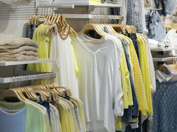 ¿El coronavirus sobrevive en la ropa? ¿Cómo lavarla?