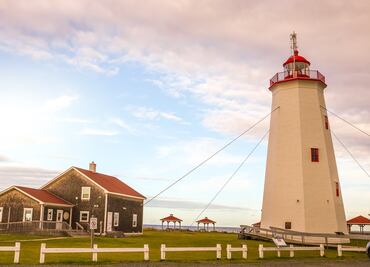 Canadá aumenta inversión para asentar a inmigrantes en pueblos pequeños