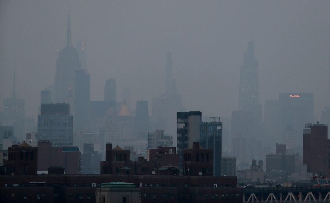 Nueva York cobrará a empresas de combustibles fósiles por daños climáticos. Foto: AP