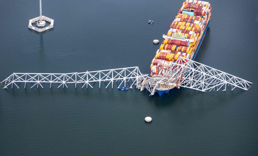 Puente en Baltimore; Biden ordena reconstruir el puente "tan pronto como sea posible"  Tasos Katopodis/Getty Images/AFP